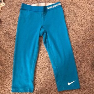 Nike Pro leggings